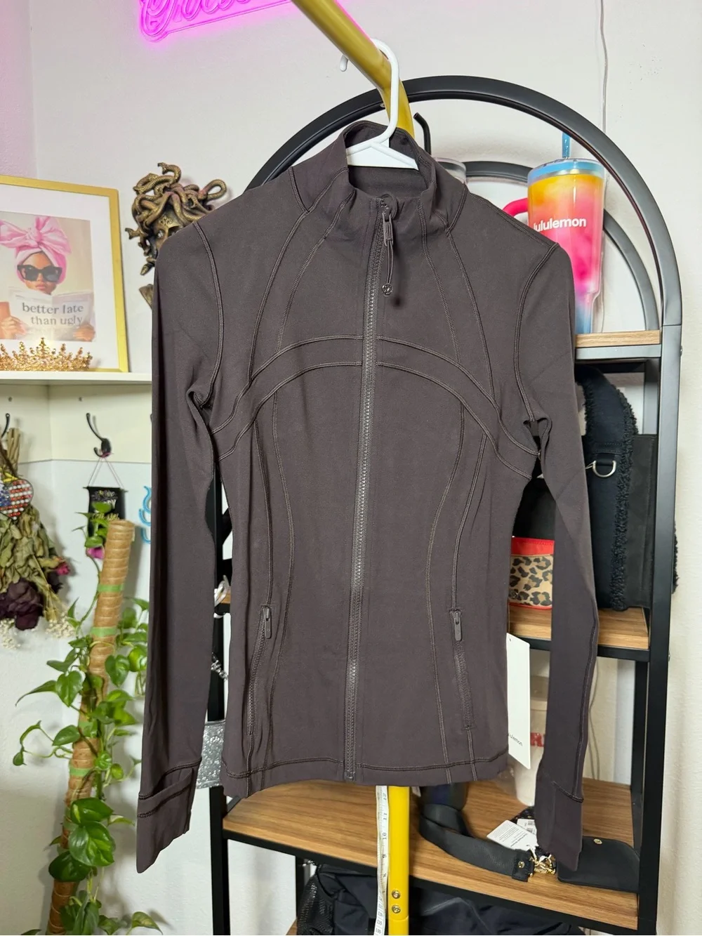 Lululemon Define Jacket Nulu Sequoia - Size 4 NWT